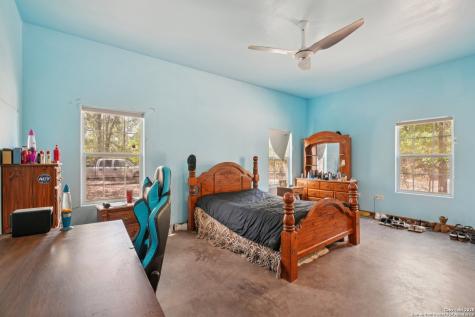 3001 Curry Seguin TX 78155