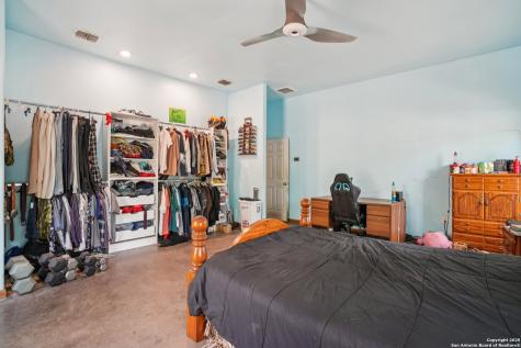 3001 Curry Seguin TX 78155