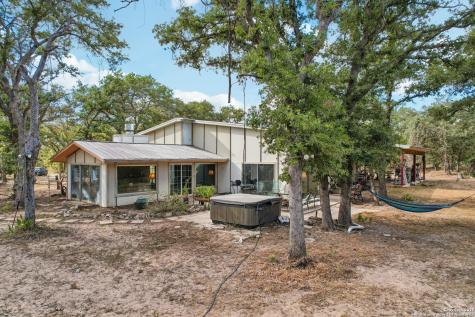 3001 Curry Seguin TX 78155