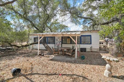 3001 Curry Seguin TX 78155