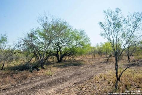 1400 Private Road 4620 Castroville TX 78009
