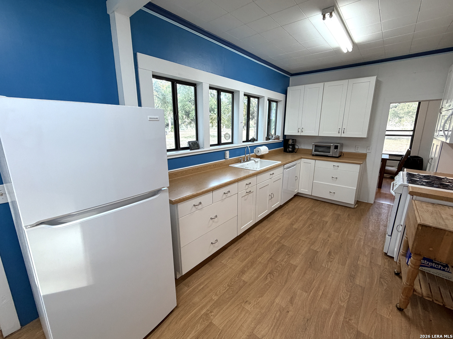 5229 County Road 336 Sabinal TX 78881