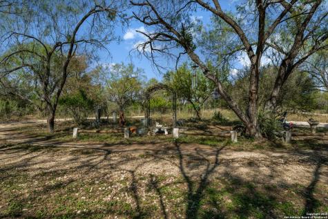14350 Interstate 35 Von Ormy TX 78073