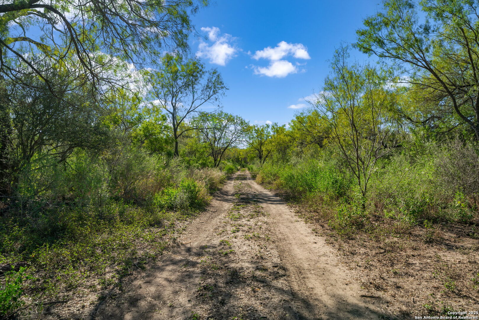 14350 Interstate 35 Von Ormy TX 78073