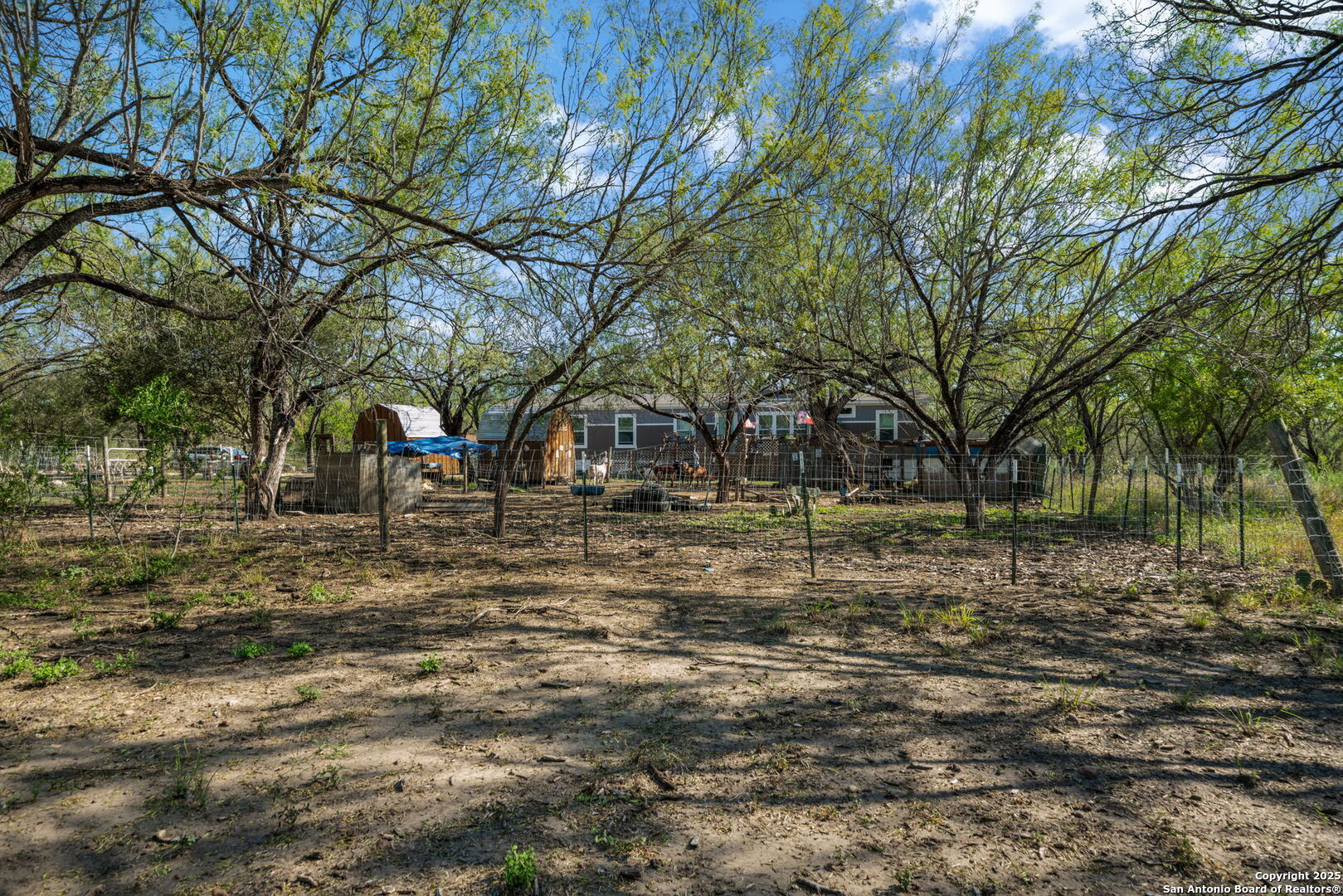 14350 Interstate 35 Von Ormy TX 78073
