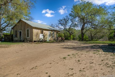 14350 Interstate 35 Von Ormy TX 78073