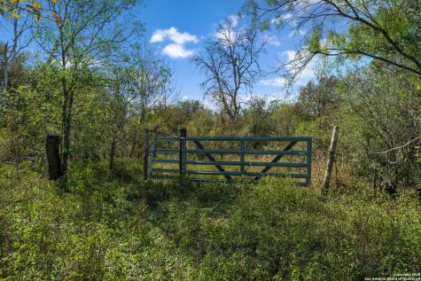 14350 Interstate 35 Von Ormy TX 78073