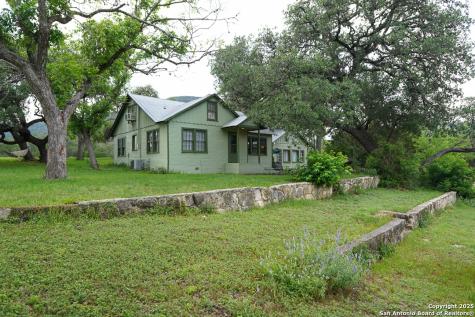 35298 Fm 187 Vanderpool TX 78885
