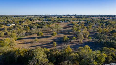 380 Clinton Road Cuero TX 77954