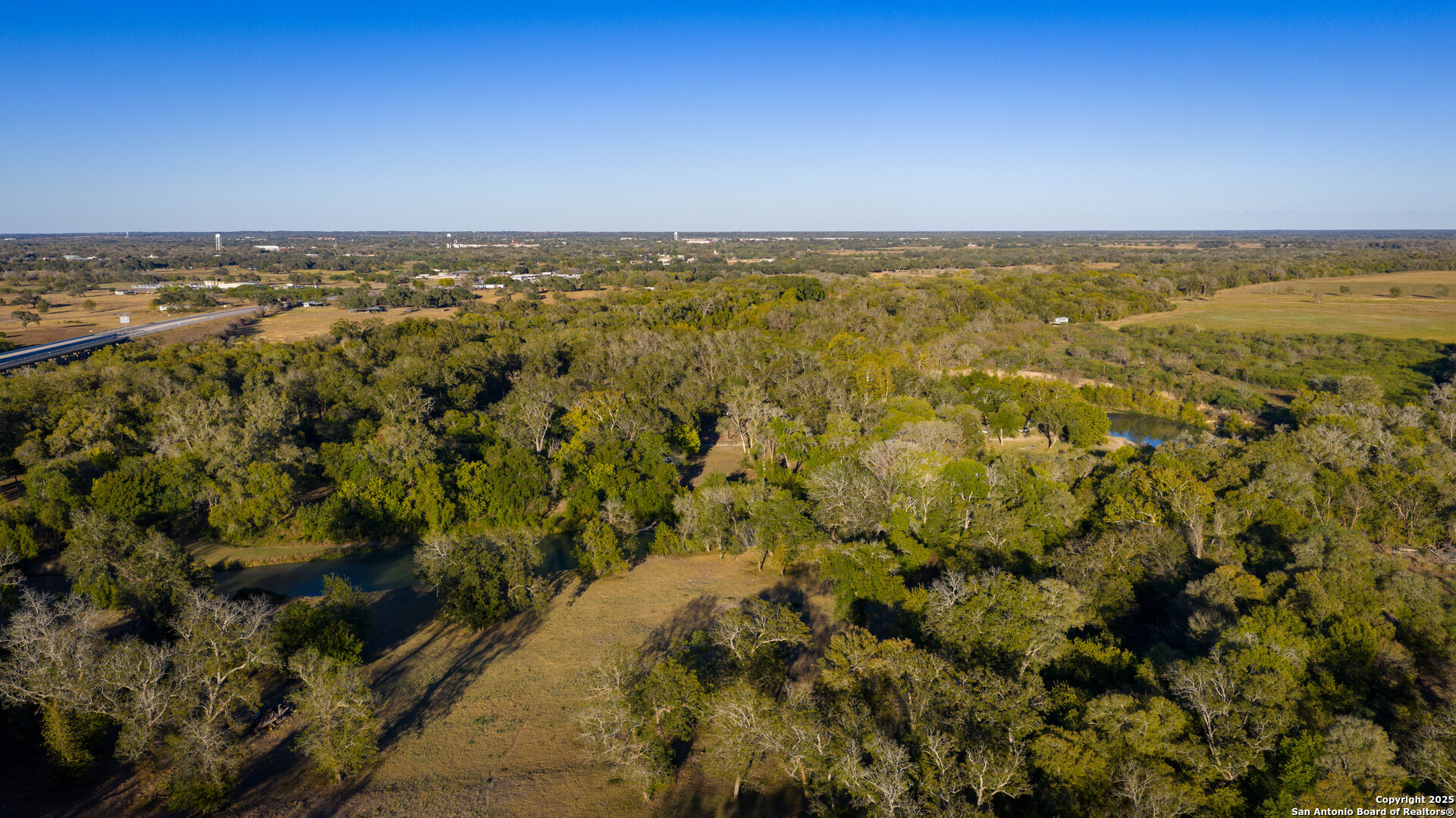 380 Clinton Road Cuero TX 77954