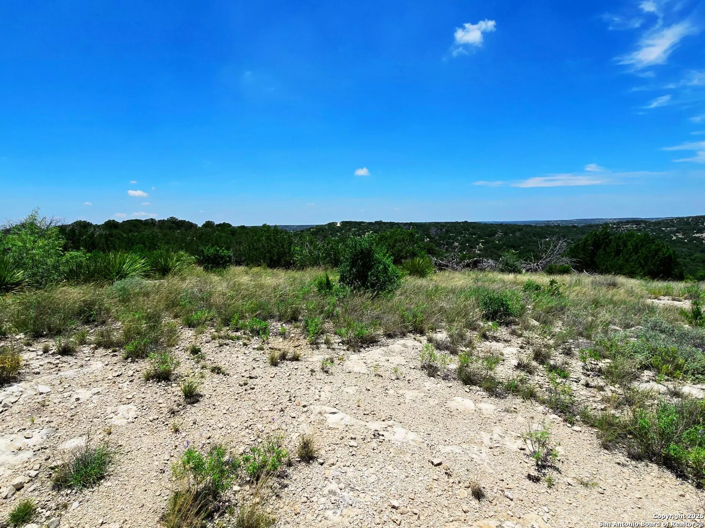 2033 Sd # 45670 Rocksprings TX 78880