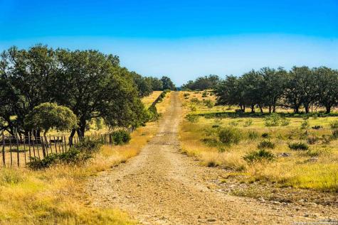 8300 Scr 314 Sonora TX 76950
