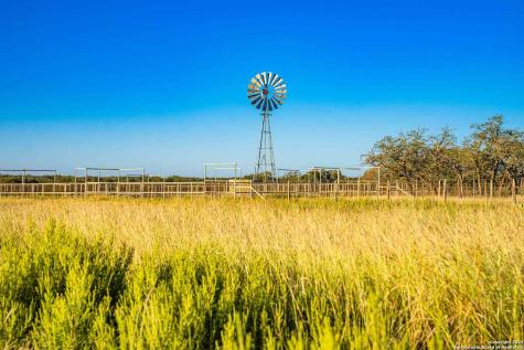 8300 Scr 314 Sonora TX 76950