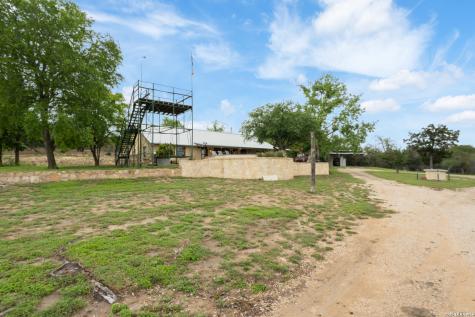 7364 Fm 2828 Bandera TX 78003