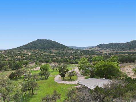 7364 Fm 2828 Bandera TX 78003