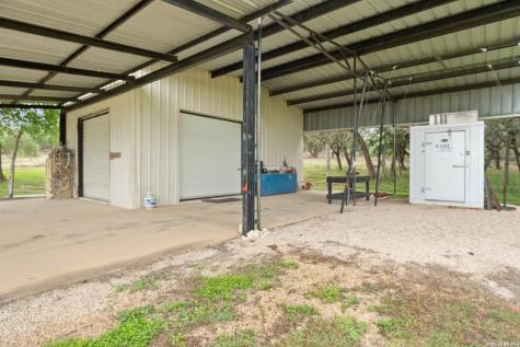 7364 Fm 2828 Bandera TX 78003