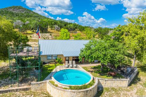 7364 Fm 2828 Bandera TX 78003