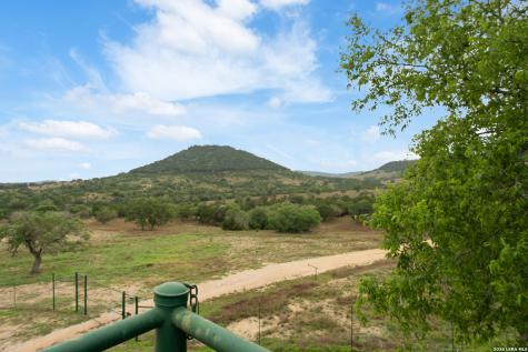 7364 Fm 2828 Bandera TX 78003