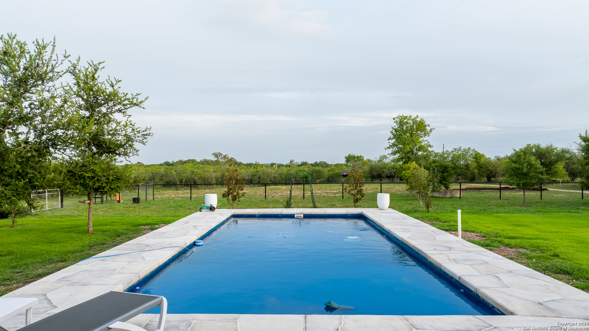 11089 Alternate 90 Seguin TX 78155