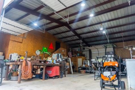 11089 Alternate 90 Seguin TX 78155