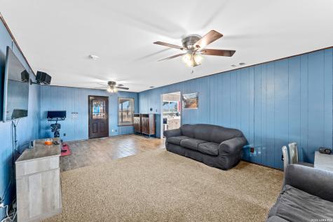 561 Barth Poteet TX 78065