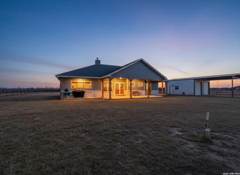 561 Barth Poteet TX 78065