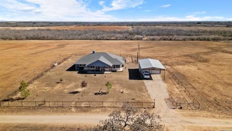 561 Barth Poteet TX 78065