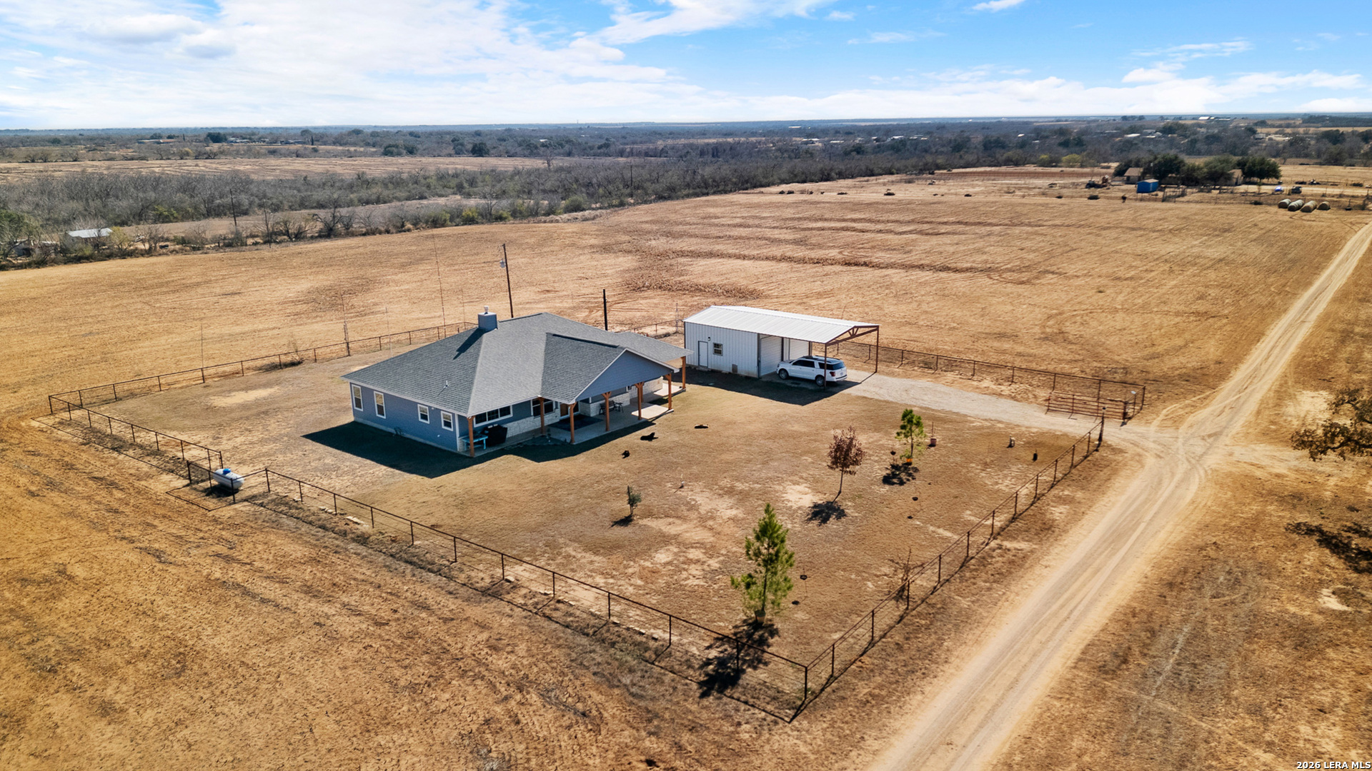 561 Barth Poteet TX 78065