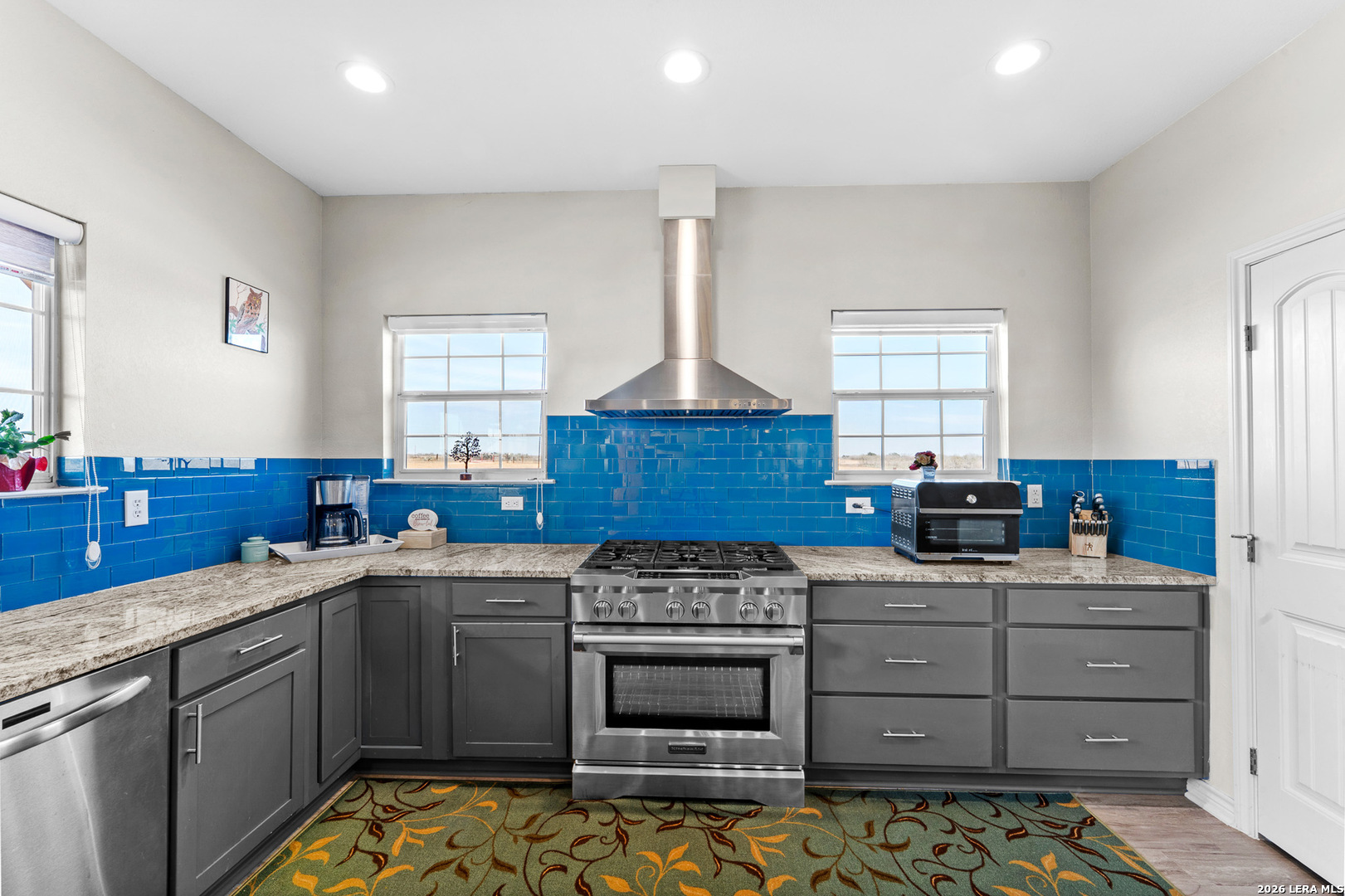 561 Barth Poteet TX 78065