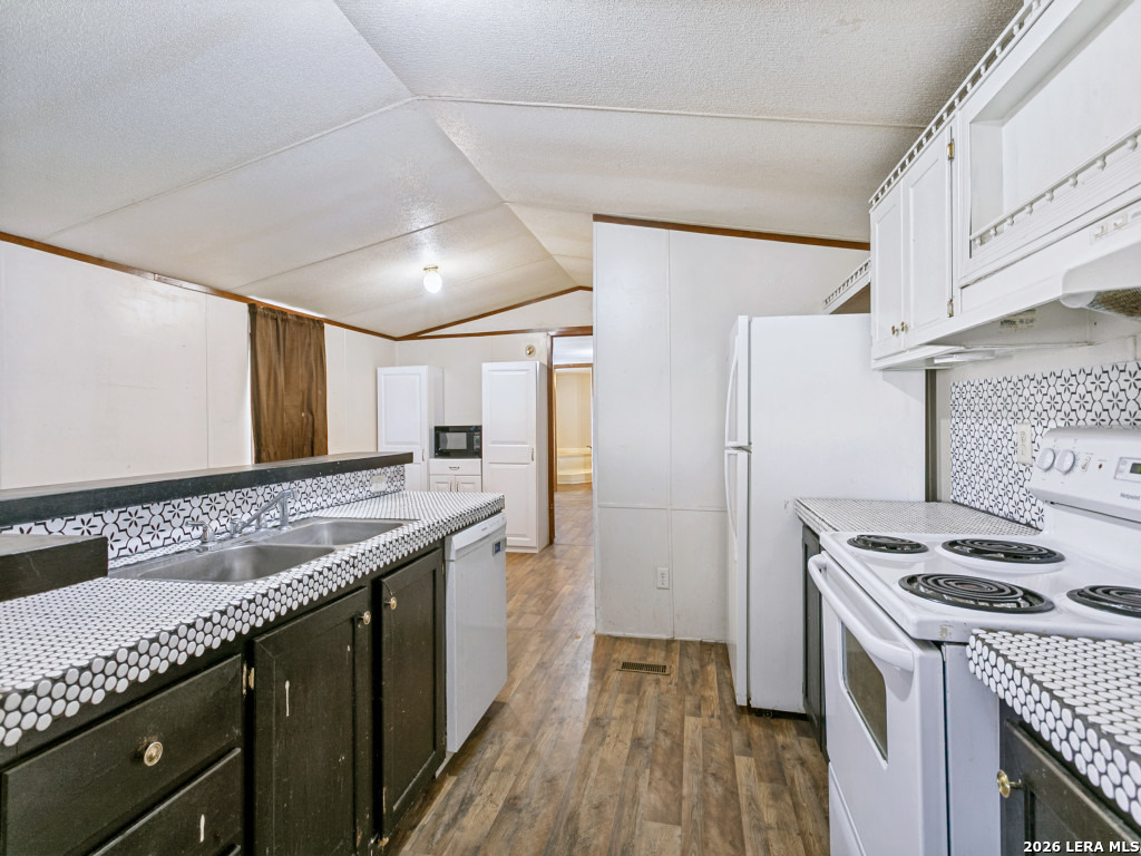 10945 Dillon Road Atascosa TX 78002