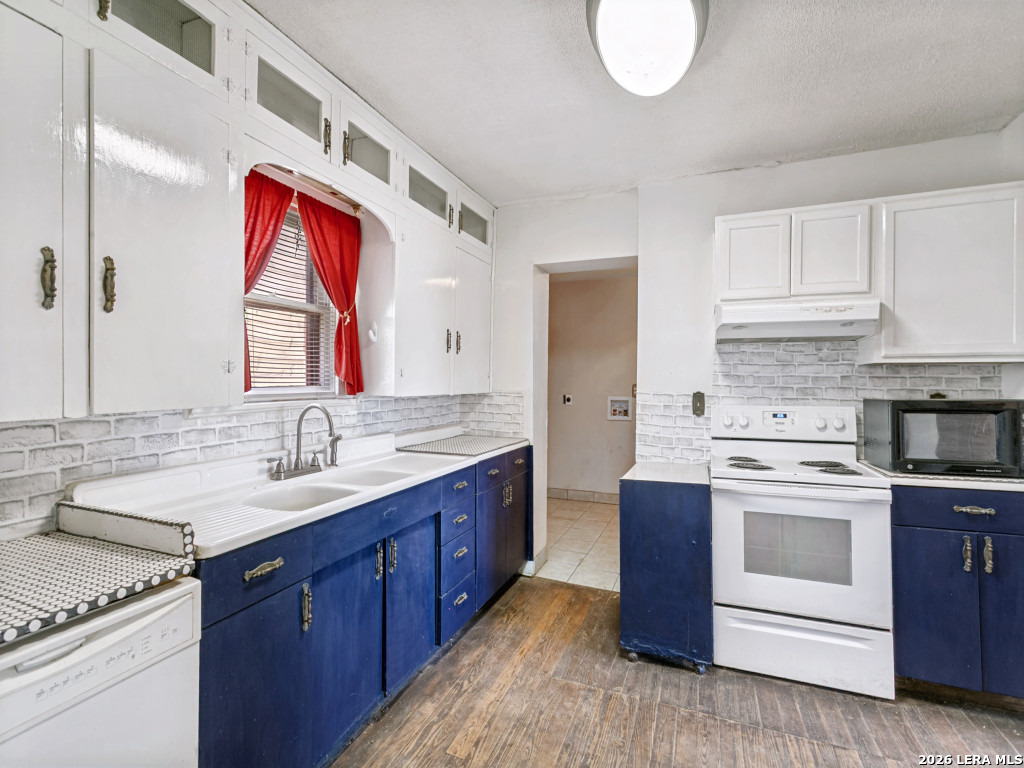 10945 Dillon Road Atascosa TX 78002
