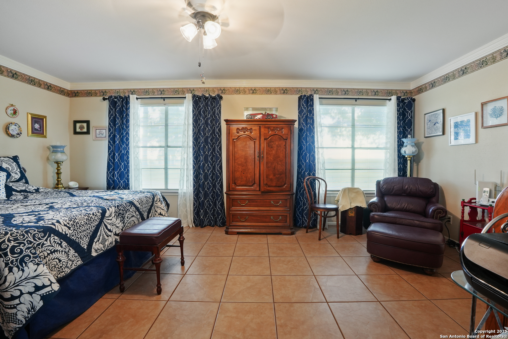 4555 S Ogden Poteet TX 78065