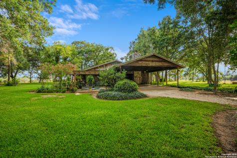 4555 S Ogden Poteet TX 78065