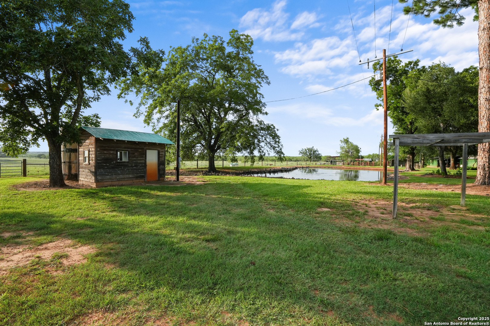 4555 S Ogden Poteet TX 78065