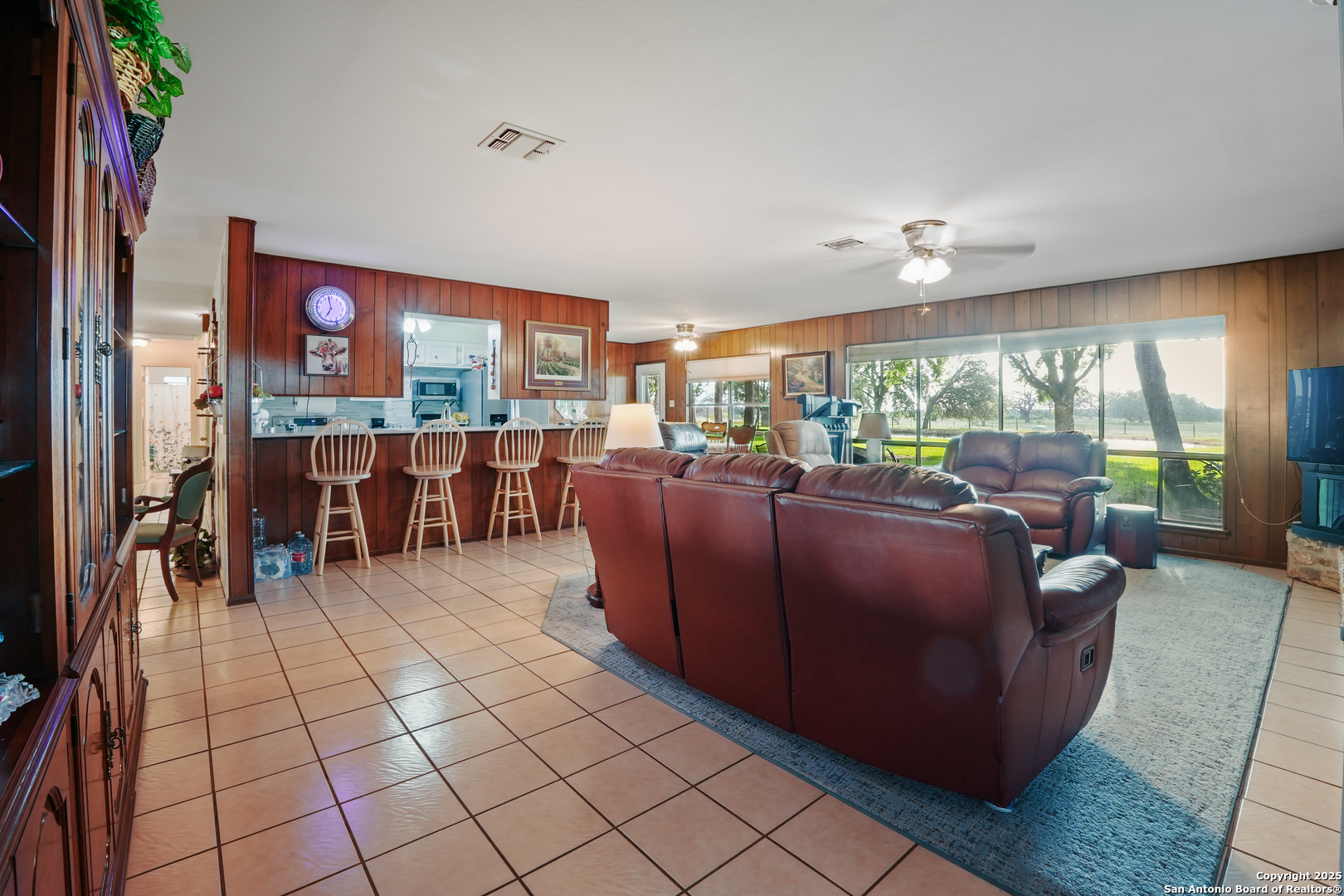 4555 S Ogden Poteet TX 78065