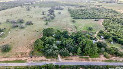4555 S Ogden Poteet TX 78065