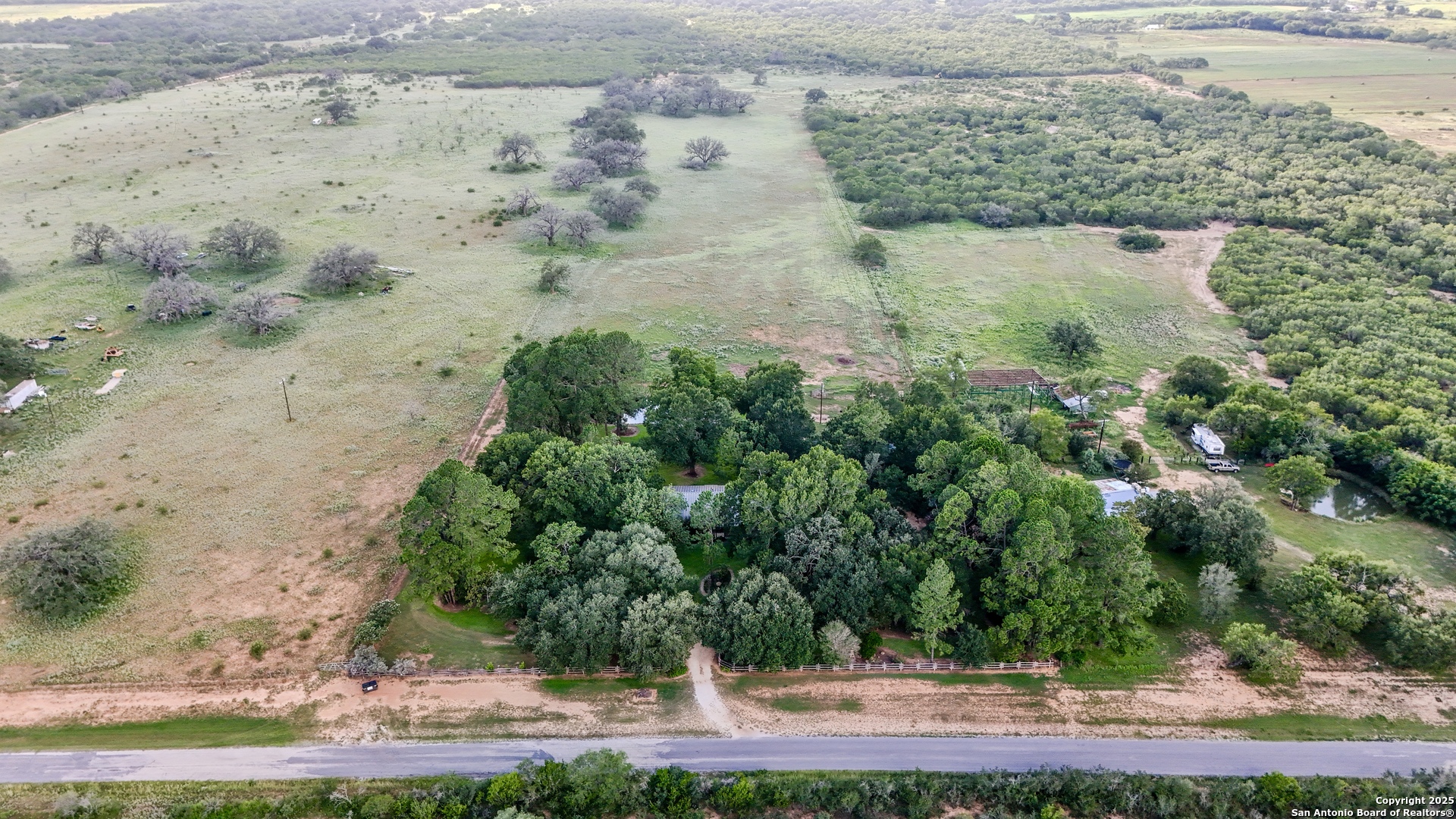 4555 S Ogden Poteet TX 78065