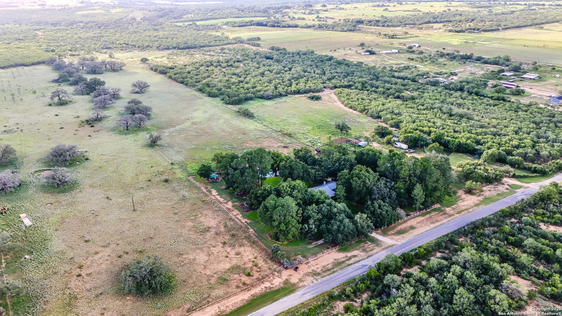 4555 S Ogden Poteet TX 78065