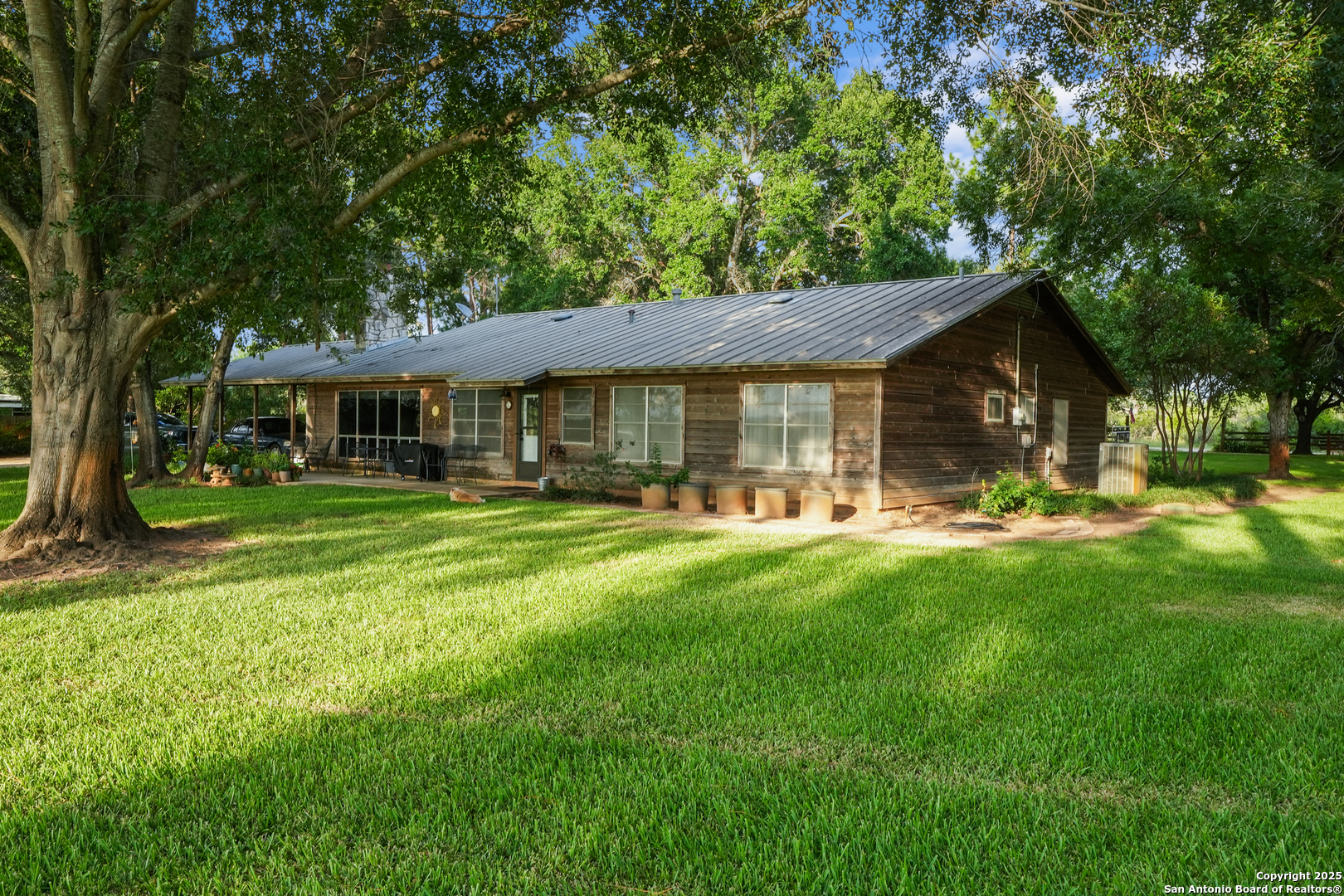 4555 S Ogden Poteet TX 78065