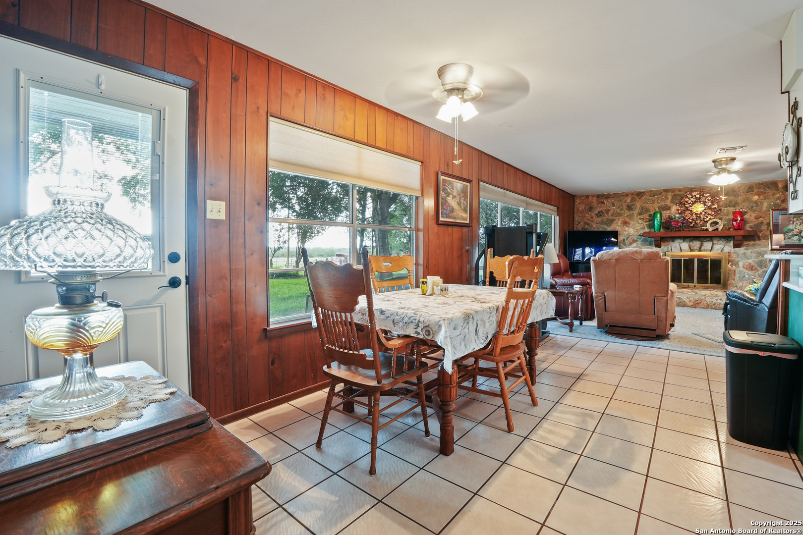 4555 S Ogden Poteet TX 78065