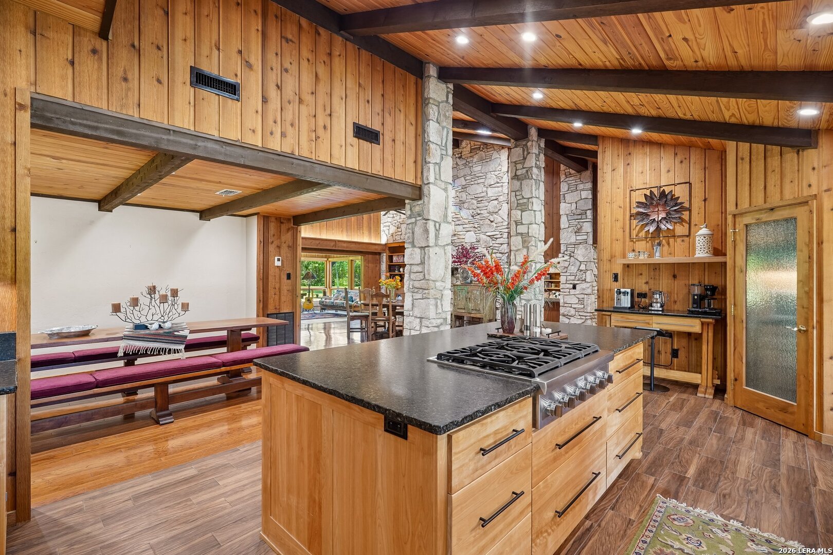 722 W Lacey Oaks Parkway Kerrville TX 78028