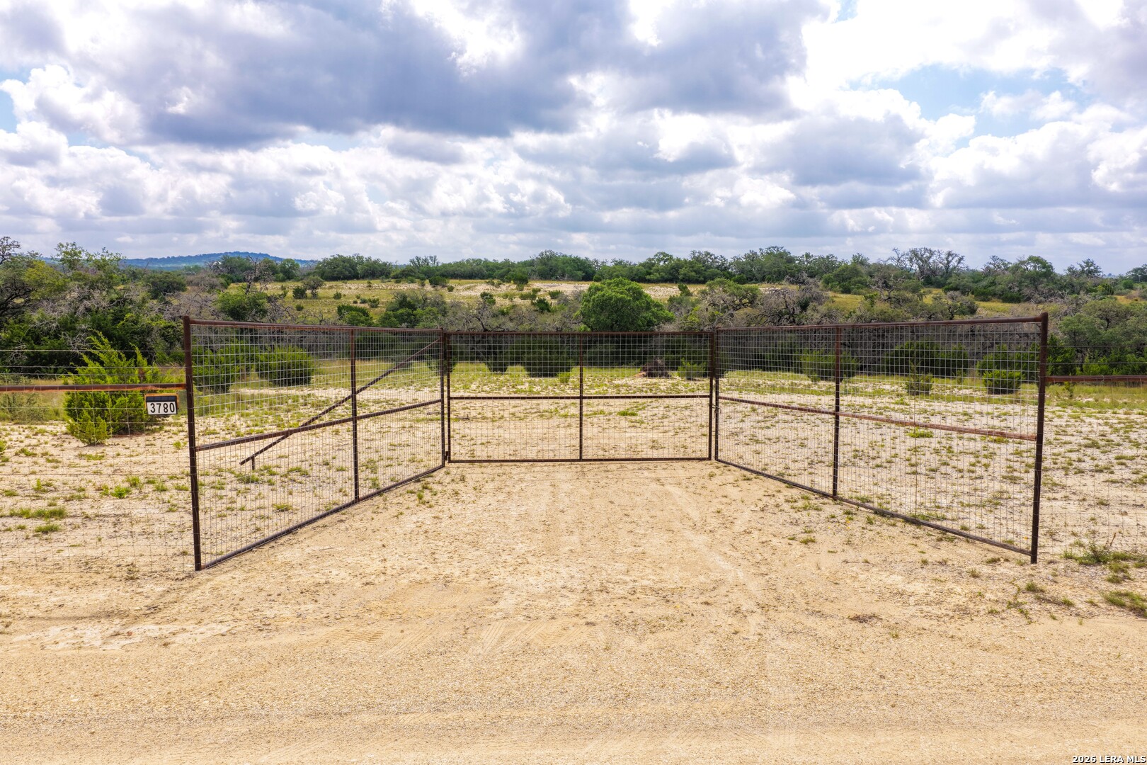 30 Acres +/- Peaceful Valley Road Bandera TX 78003