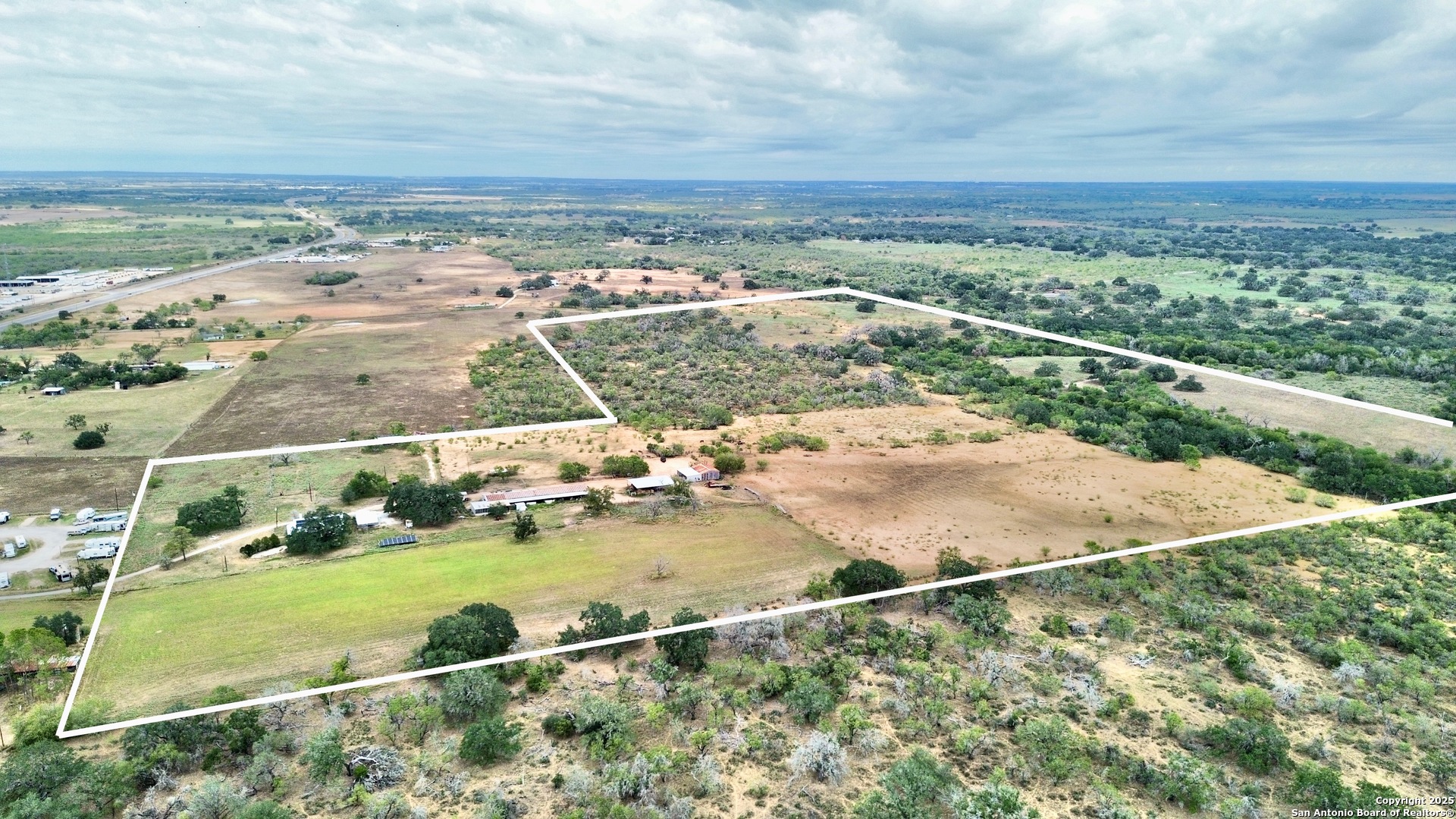 2880 2nd Pleasanton TX 78064