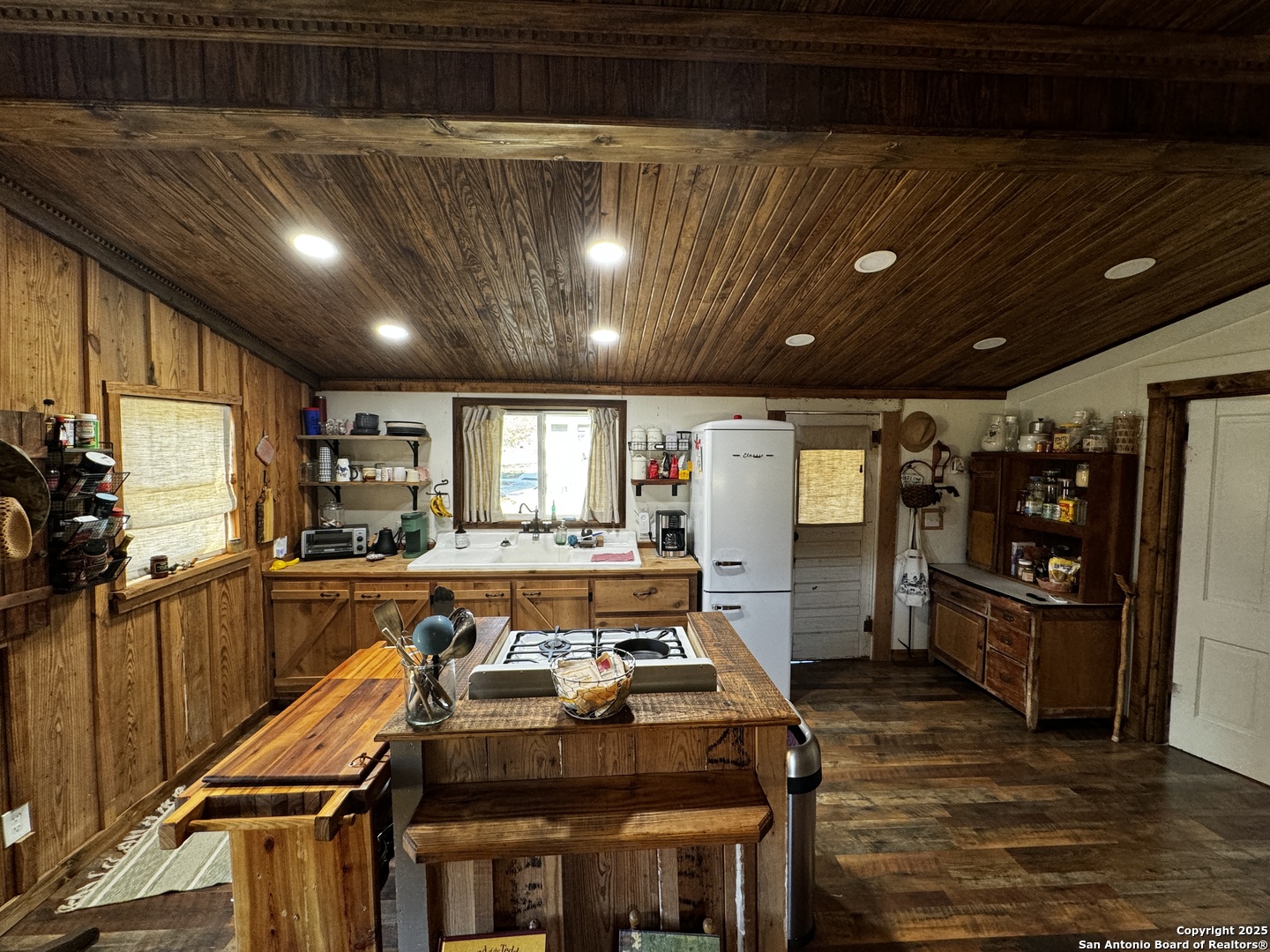 3111 Kc 270 Junction TX 76849