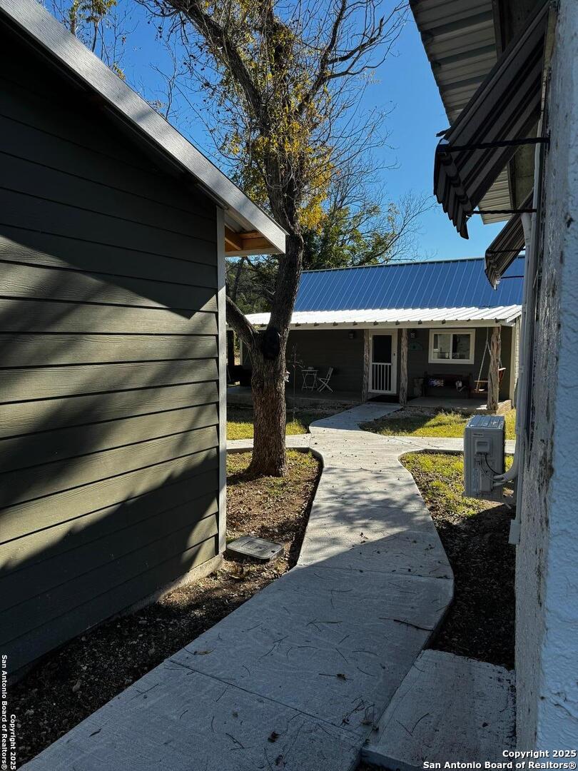 3111 Kc 270 Junction TX 76849