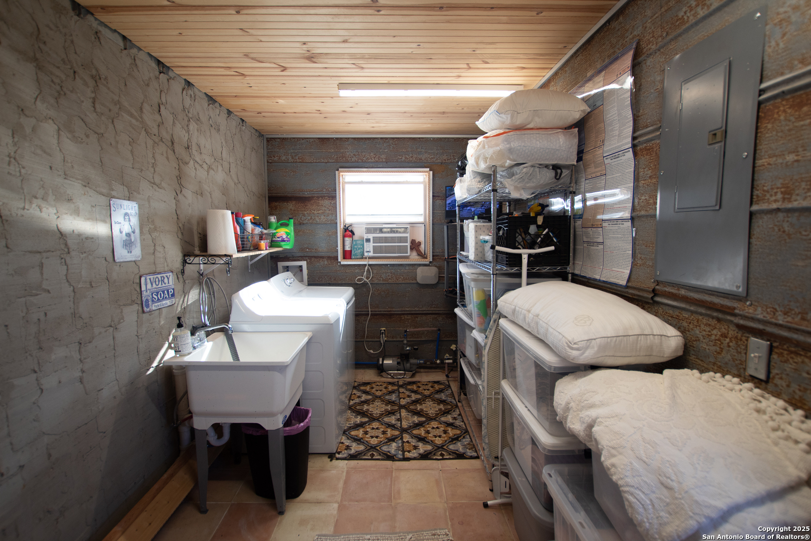 3111 Kc 270 Junction TX 76849