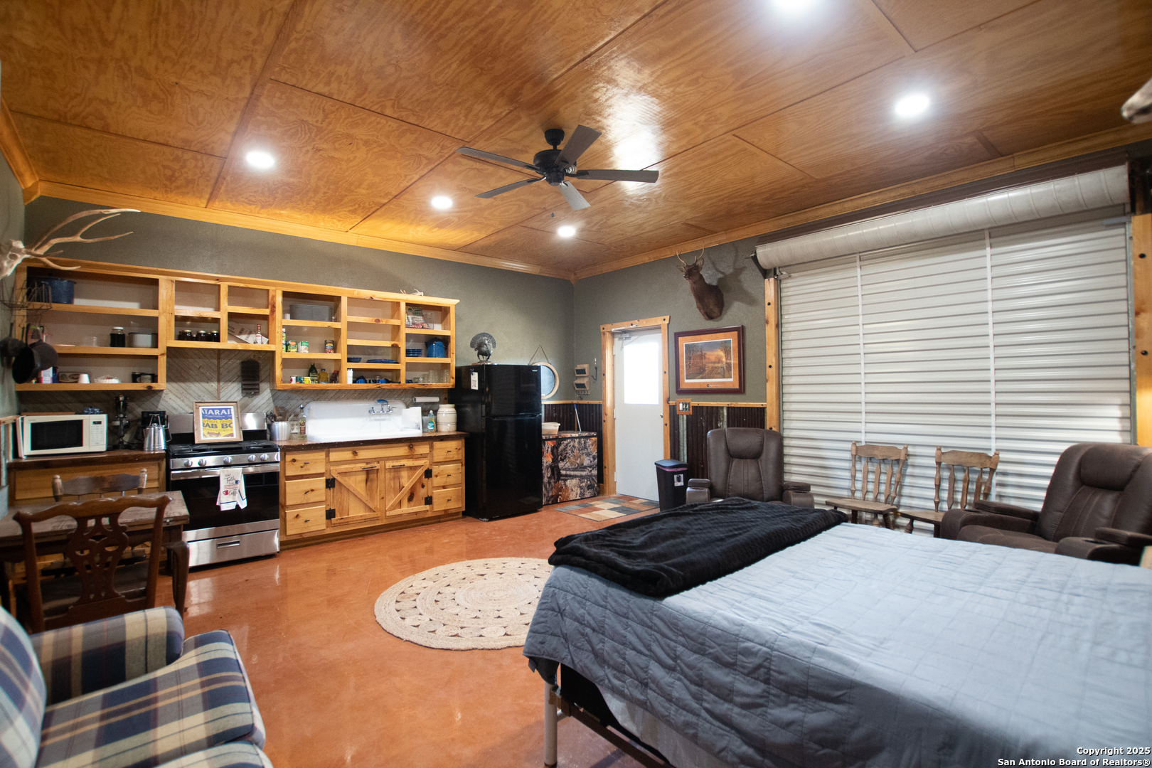 3111 Kc 270 Junction TX 76849