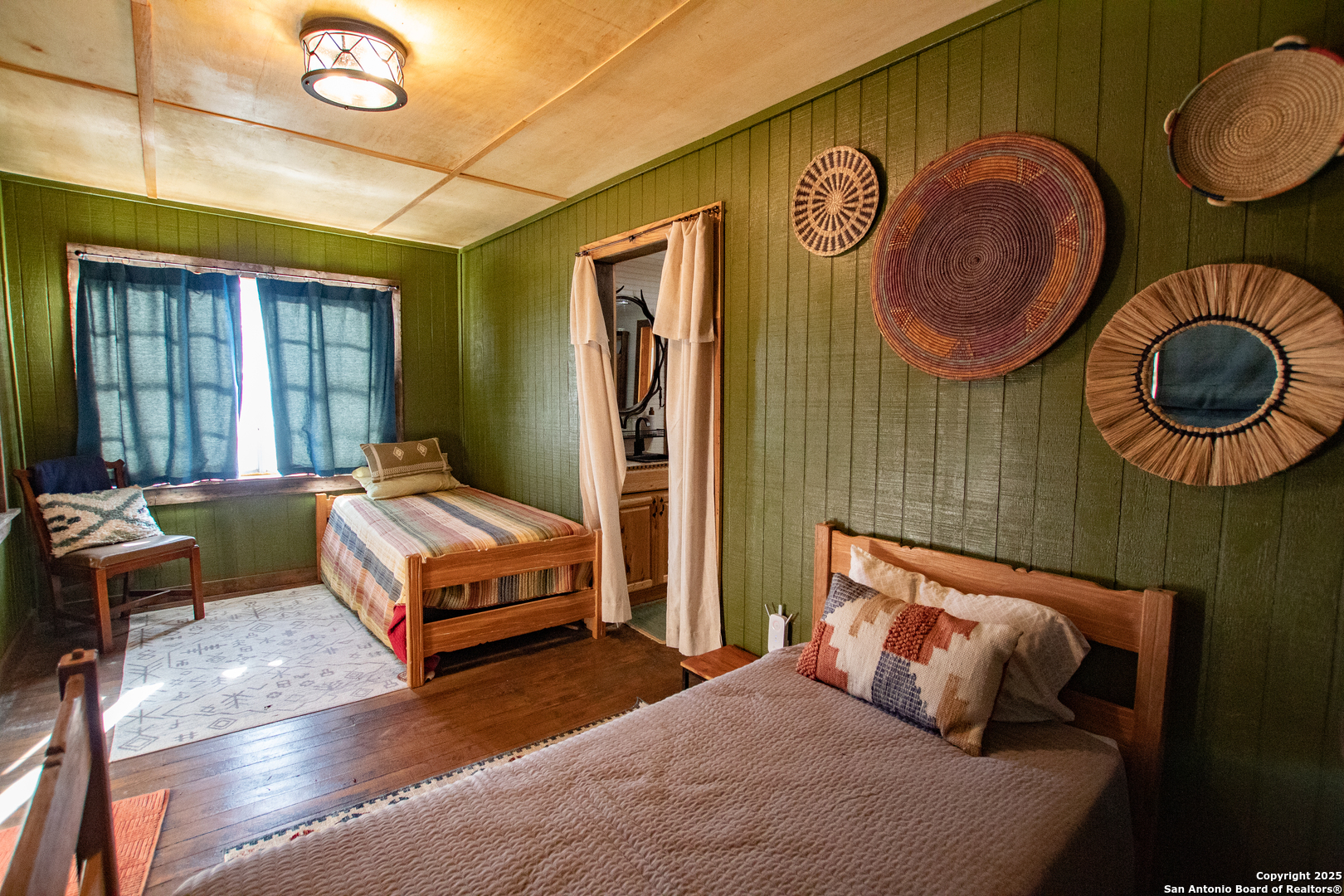 3111 Kc 270 Junction TX 76849