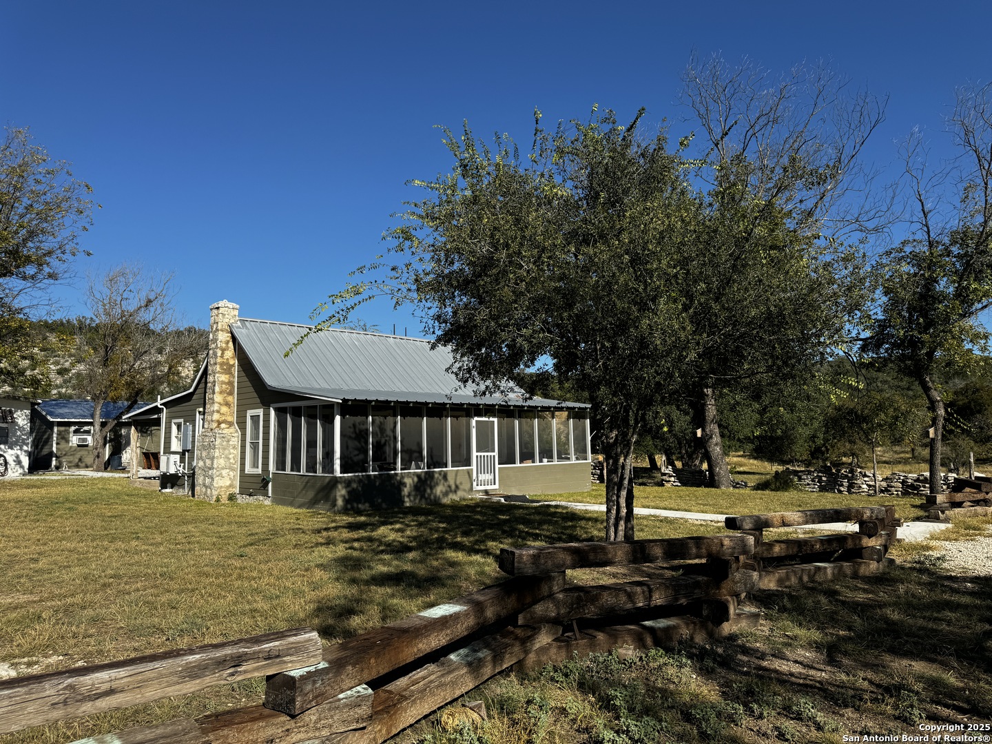 3111 Kc 270 Junction TX 76849