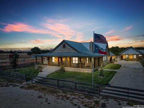 4706 Goehmann Lane Fredericksburg TX 78624